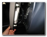 Honda-CR-V-Interior-Door-Panel-Removal-Guide-062