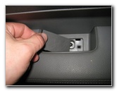 Honda-CR-V-Interior-Door-Panel-Removal-Guide-076