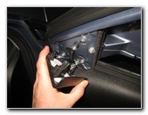 Honda-CR-V-Interior-Door-Panel-Removal-Guide-077