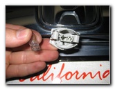 Honda-CR-V-License-Plate-Light-Bulb-Replacement-Guide-008