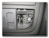 Honda-CR-V-Map-Light-Bulbs-Replacement-Guide-004