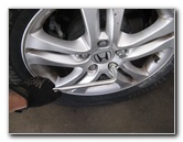 Honda-CR-V-Rear-Disc-Brake-Pads-Replacement-Guide-002