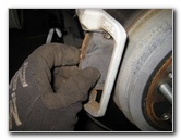 Honda-CR-V-Rear-Disc-Brake-Pads-Replacement-Guide-024