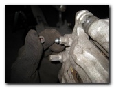 Honda-CR-V-Rear-Disc-Brake-Pads-Replacement-Guide-033