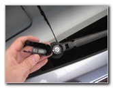 Honda-CR-V-Rear-Window-Wiper-Blade-Replacement-Guide-003