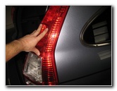 Honda-CR-V-Tail-Light-Bulbs-Replacement-Guide-033