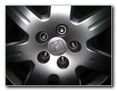 Honda-Civic-Front-Brake-Pads-Replacement-Guide-006