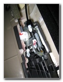 Honda-Civic-Front-Door-Speaker-Replacement-Guide-020