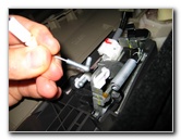 Honda-Civic-Front-Door-Speaker-Replacement-Guide-023