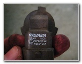 Honda-Civic-Headlight-Bulbs-Replacement-Guide-017