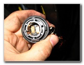 Honda-Civic-Headlight-Bulbs-Replacement-Guide-024