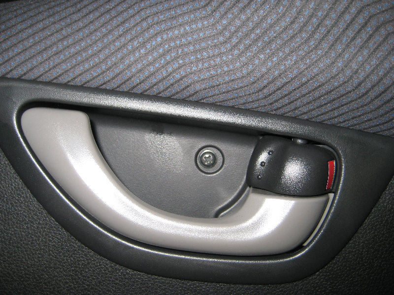 Honda-Fit-Jazz-Front-Door-Panel-Removal-Speaker-Replacement-Guide-002