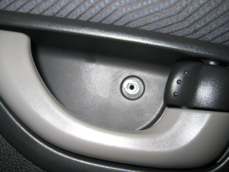 Honda-Fit-Jazz-Front-Door-Panel-Removal-Speaker-Replacement-Guide-032