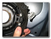 Honda-Fit-Jazz-Front-Door-Panel-Removal-Speaker-Replacement-Guide-028