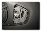 Honda-Odyssey-Dome-Light-Bulbs-Replacement-Guide-010