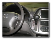 Honda-Odyssey-Dome-Light-Bulbs-Replacement-Guide-013