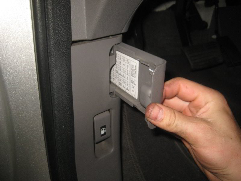 Honda-Odyssey-Electrical-Fuse-Replacement-Guide-025