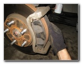 Honda-Odyssey-Front-Brake-Pads-Replacement-Guide-026