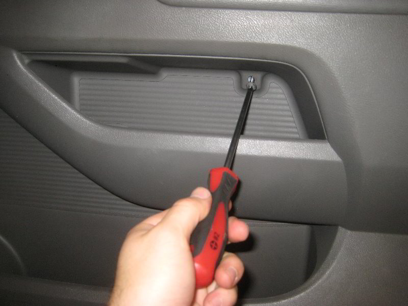 Honda-Odyssey-Interior-Door-Panel-Removal-Guide-054