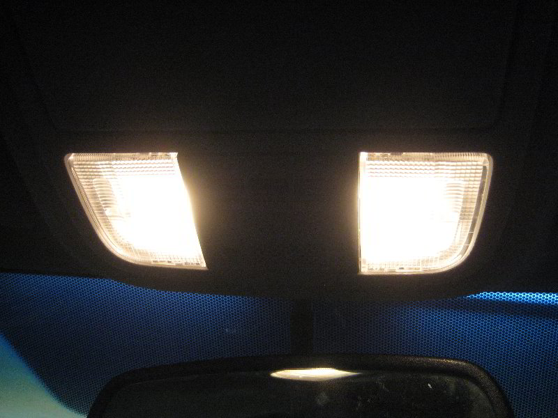 Honda-Odyssey-Map-Light-Bulbs-Replacement-Guide-015