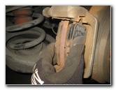 Honda-Odyssey-Rear-Disc-Brake-Pads-Replacement-Guide-027