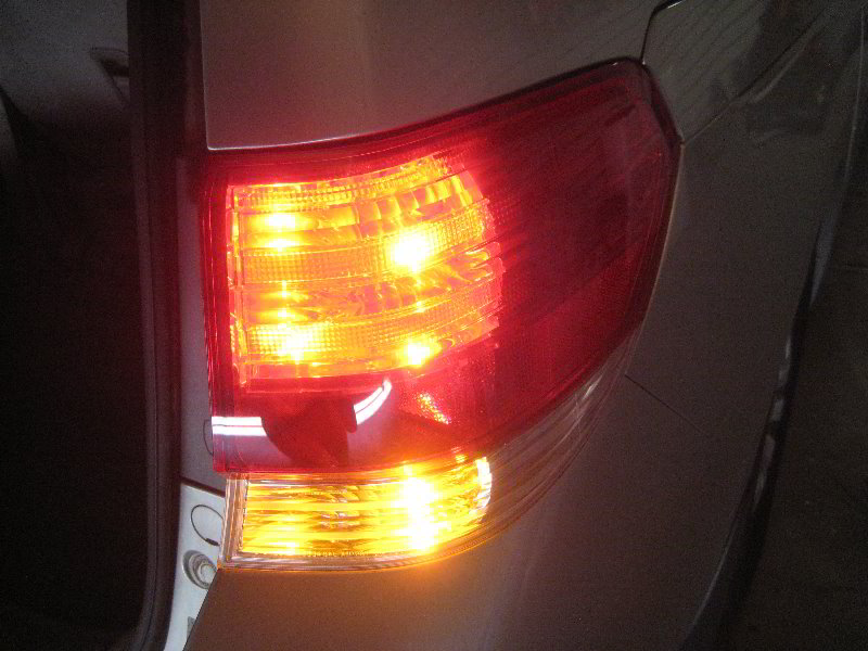 Honda-Odyssey-Tail-Light-Bulbs-Replacement-Guide-032