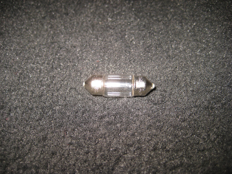 2009-2015-Honda-Pilot-Overhead-Map-Light-Bulbs-Replacement-Guide-008