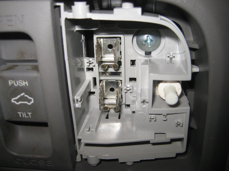 2009-2015-Honda-Pilot-Overhead-Map-Light-Bulbs-Replacement-Guide-009