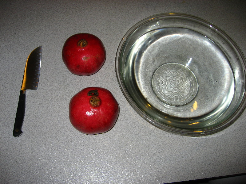 POM-Pomegranate-Fruit-Preparation-Guide-001