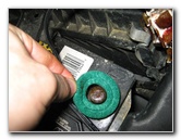 How-To-Clean-and-Stop-Car-Battery-Terminal-Corrosion-012