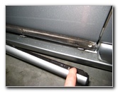 Reattach-Automotive-Door-Molding-Trim-003