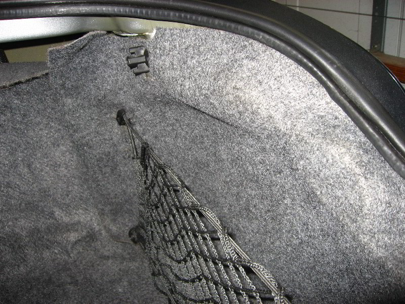 HowToFixTailLightHeadlightCondensation007