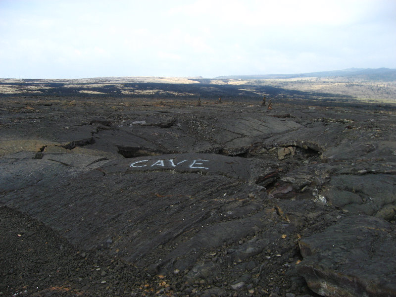 Hwy-19-Lava-Tube-Cave-Near-Kona-Big-Island-Hawaii-010