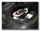 Hyundai-Accent-Headlight-Bulb-Replacement-Guide-008