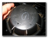 Hyundai-Accent-Headlight-Bulb-Replacement-Guide-027