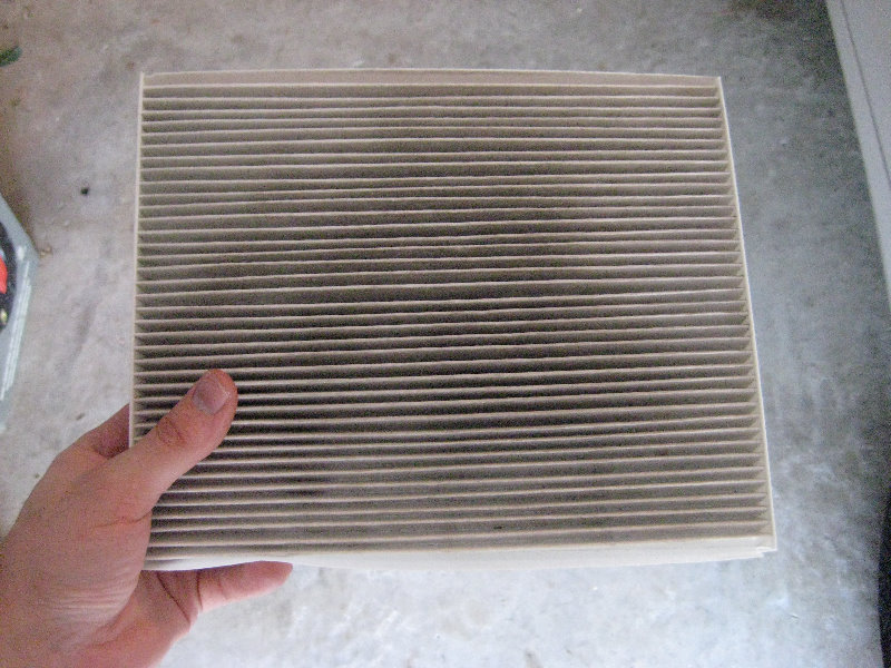 HyundaiElantraHVACCabinAirFilterReplacementGuide022