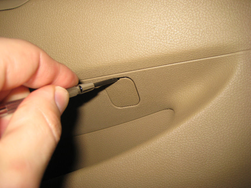 Hyundai-Elantra-Door-Panel-Removal-Speaker-Replacement-Guide-006