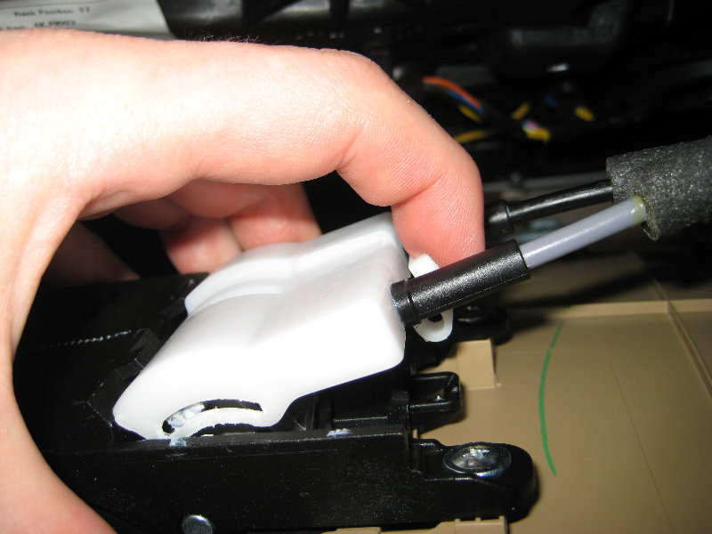 Hyundai-Elantra-Door-Panel-Removal-Speaker-Replacement-Guide-012