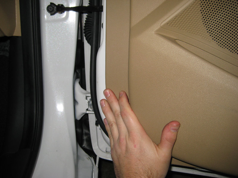 Hyundai-Elantra-Door-Panel-Removal-Speaker-Replacement-Guide-032