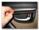 Hyundai-Elantra-Door-Panel-Removal-Speaker-Replacement-Guide-003