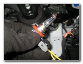 Hyundai-Elantra-Headlight-Bulbs-Replacement-Guide-007
