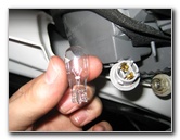 Hyundai-Elantra-Tail-Light-Bulbs-Replacement-Guide-036