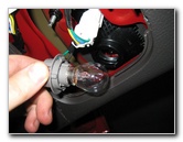 Hyundai-Santa-Fe-Tail-Light-Bulbs-Replacement-Guide-029