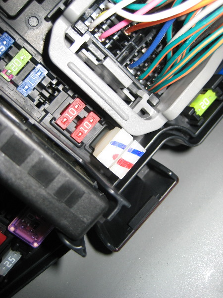 Hyundai-Sonata-Electrical-Fuse-Replacement-Guide-006