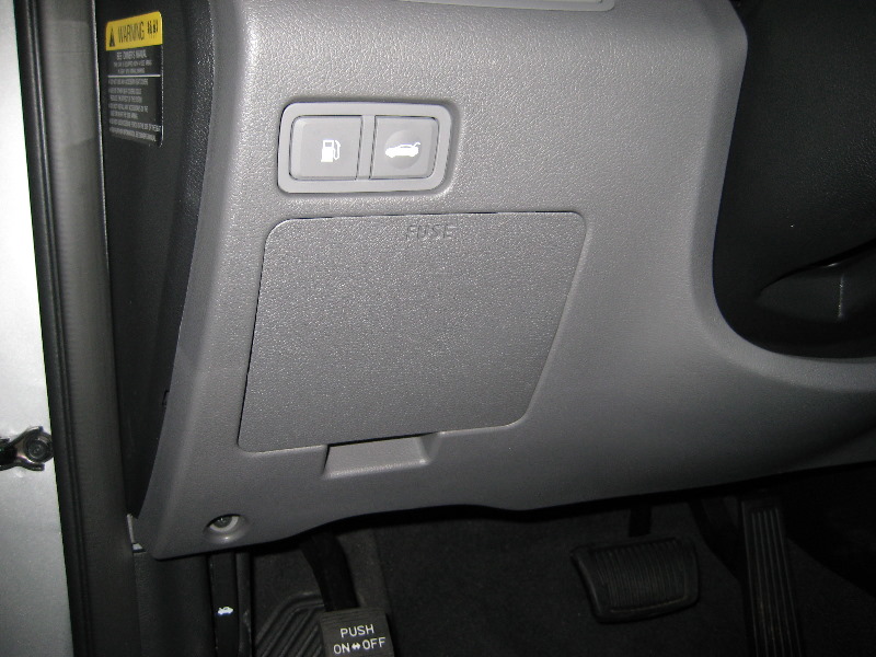 Hyundai-Sonata-Electrical-Fuse-Replacement-Guide-013