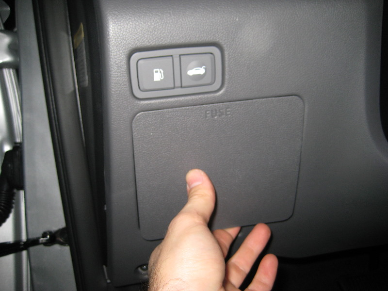 Hyundai-Sonata-Electrical-Fuse-Replacement-Guide-019