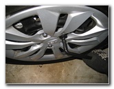 Hyundai-Sonata-Front-Brake-Pads-Replacement-Guide-037