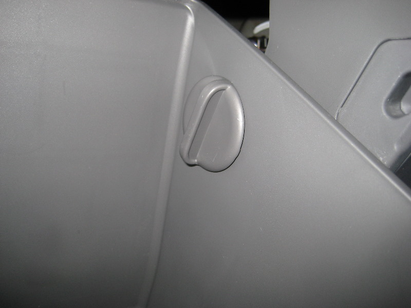 Hyundai-Sonata-HVAC-Cabin-Air-Filter-Replacement-Guide-007