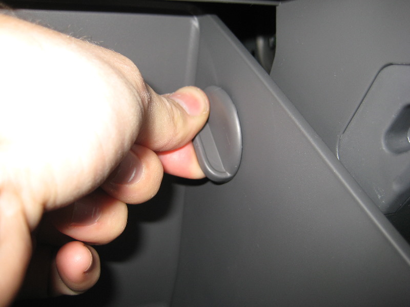 Hyundai-Sonata-HVAC-Cabin-Air-Filter-Replacement-Guide-008