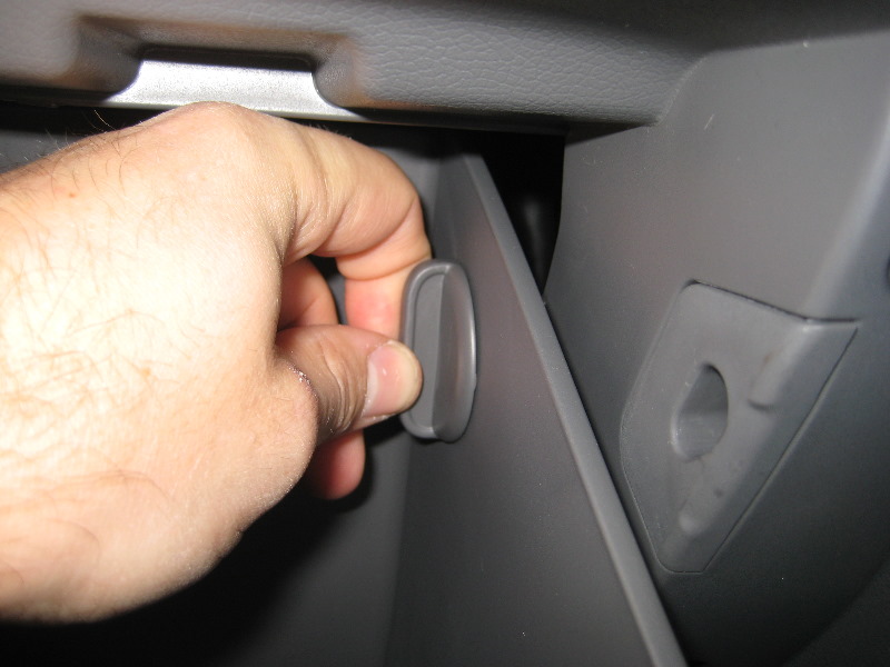 Hyundai-Sonata-HVAC-Cabin-Air-Filter-Replacement-Guide-031